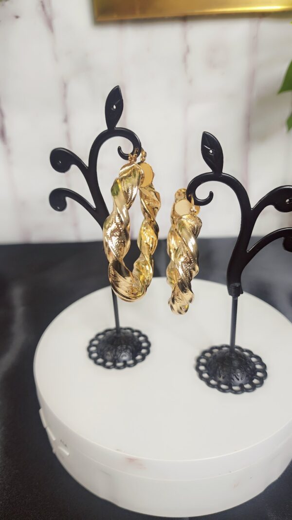 18KARAT ITALIAN REPLICA GOLDPLATED EARRING